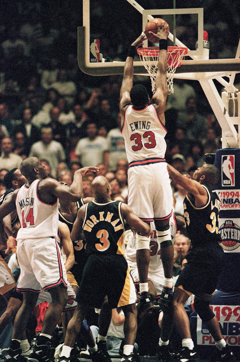 关于里程碑夜！纽约尼克斯战术微调；荷甲关键时刻刷纪录；底气十足；年轻球员得到机会的信息-多宝棋牌