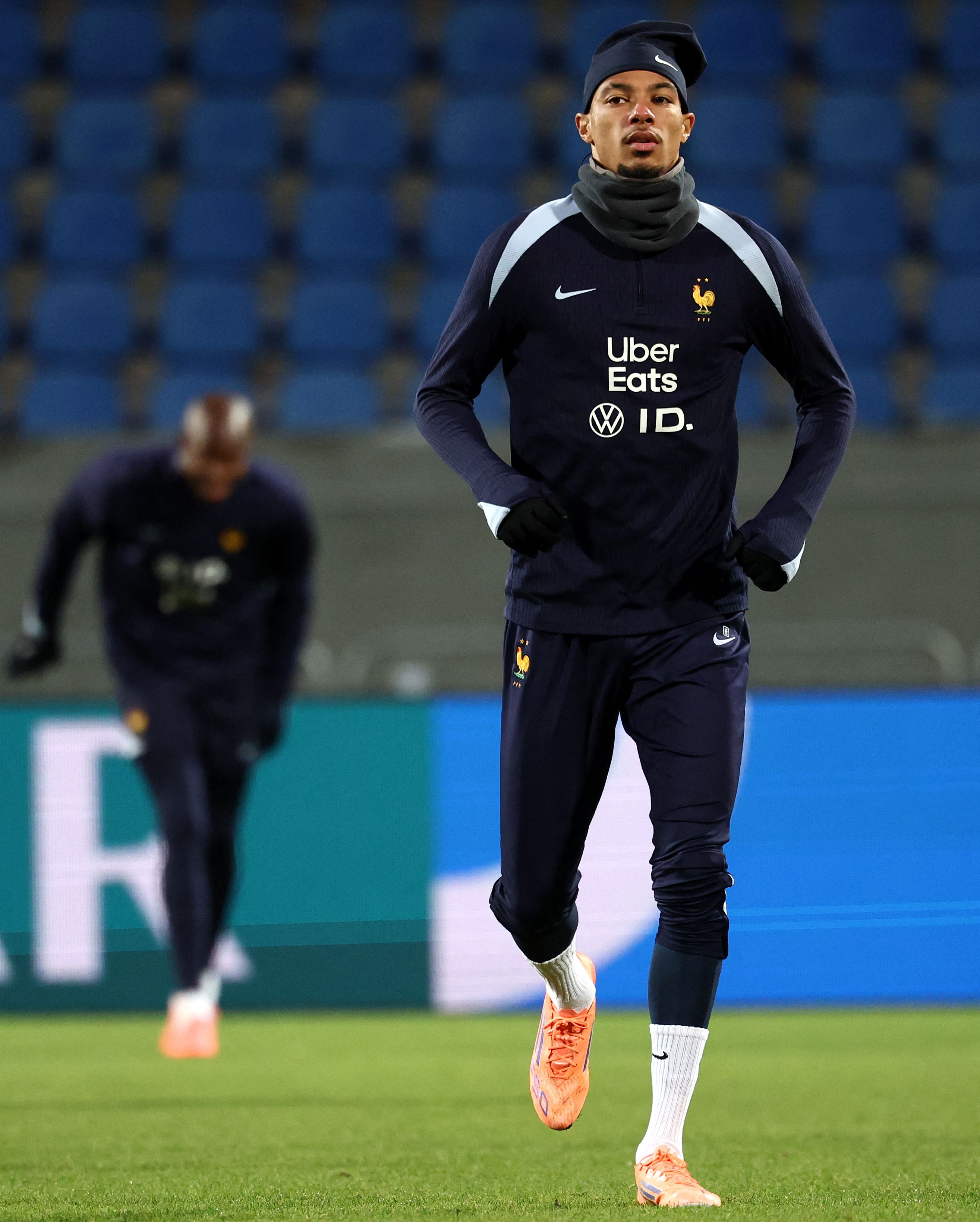 离谱！转会期马赛调整名单以备法国杯冲刺阶段罗马调整名单以备国王杯，马德里竞技窗口期外线爆发的简单介绍-多宝棋牌